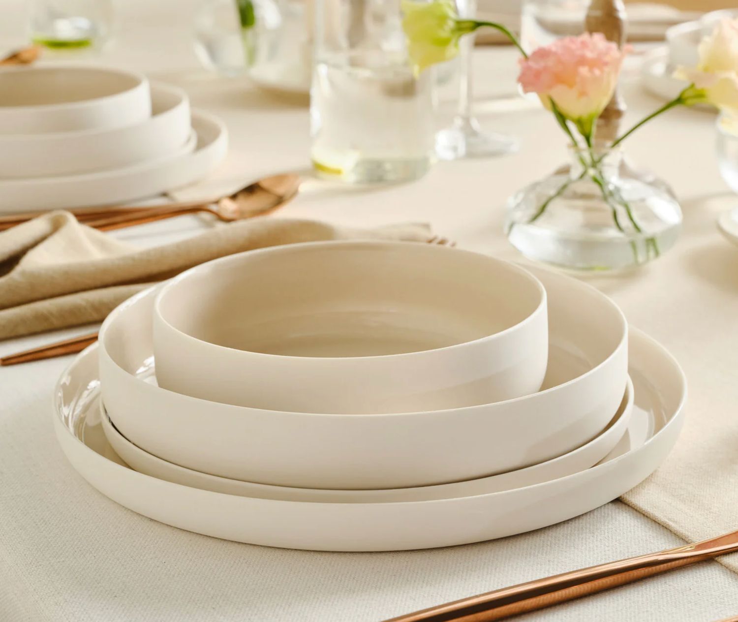 Karaca Earth Collection Finesse 24-delige servies voor 6 personen, beige