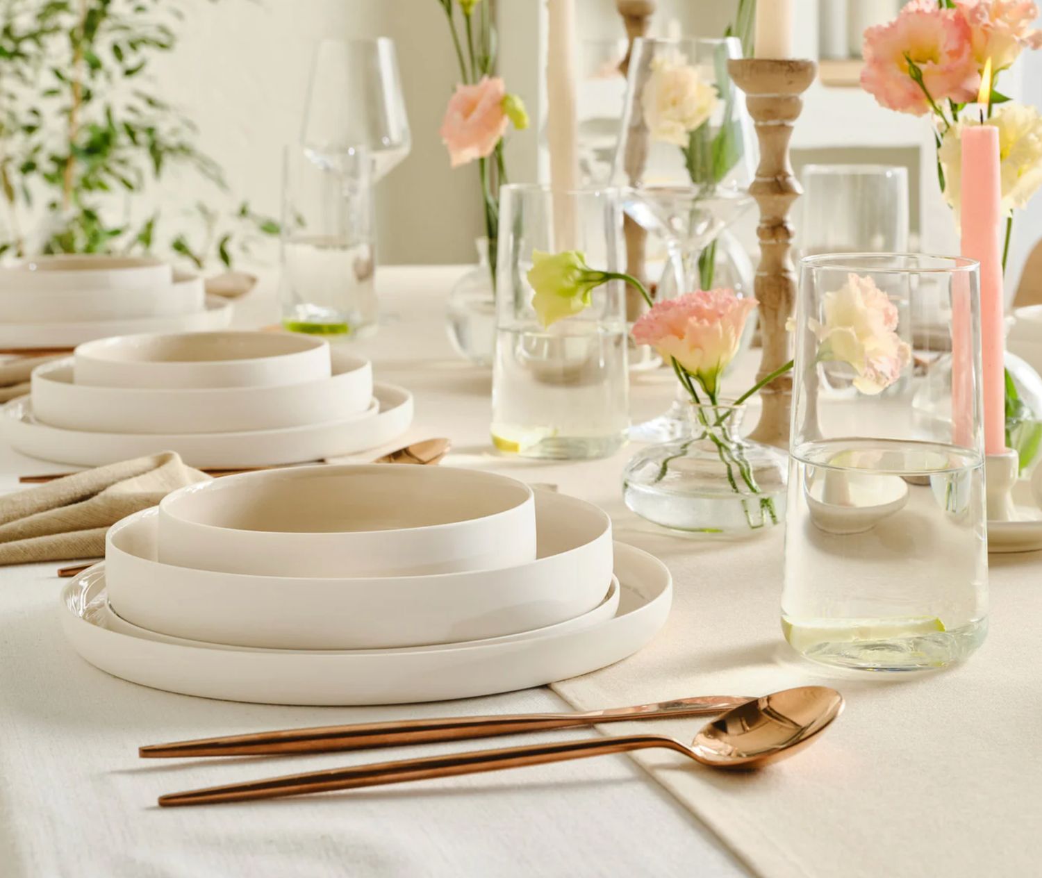 Karaca Earth Collection Finesse 24-delige servies voor 6 personen, beige