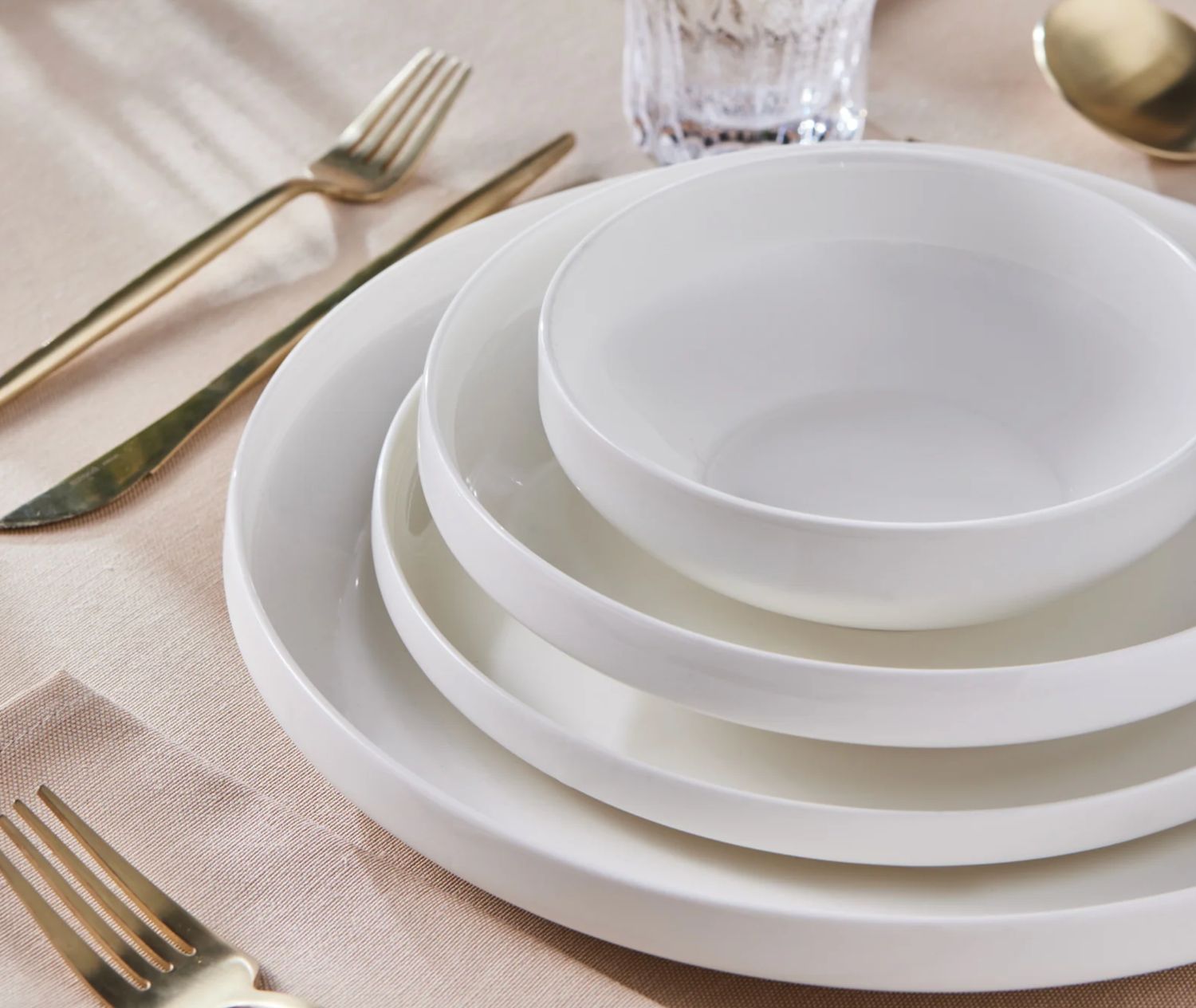 Karaca Streamline New Saturn White 24-delige servies set, 6 personen