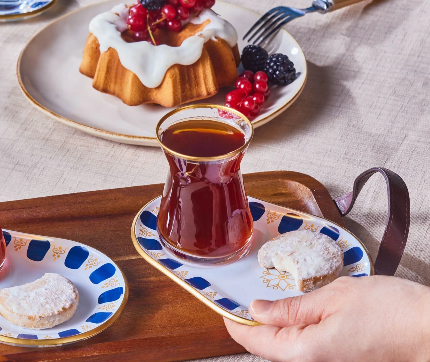 Karaca Belem Navy 12-delige theeglazen set