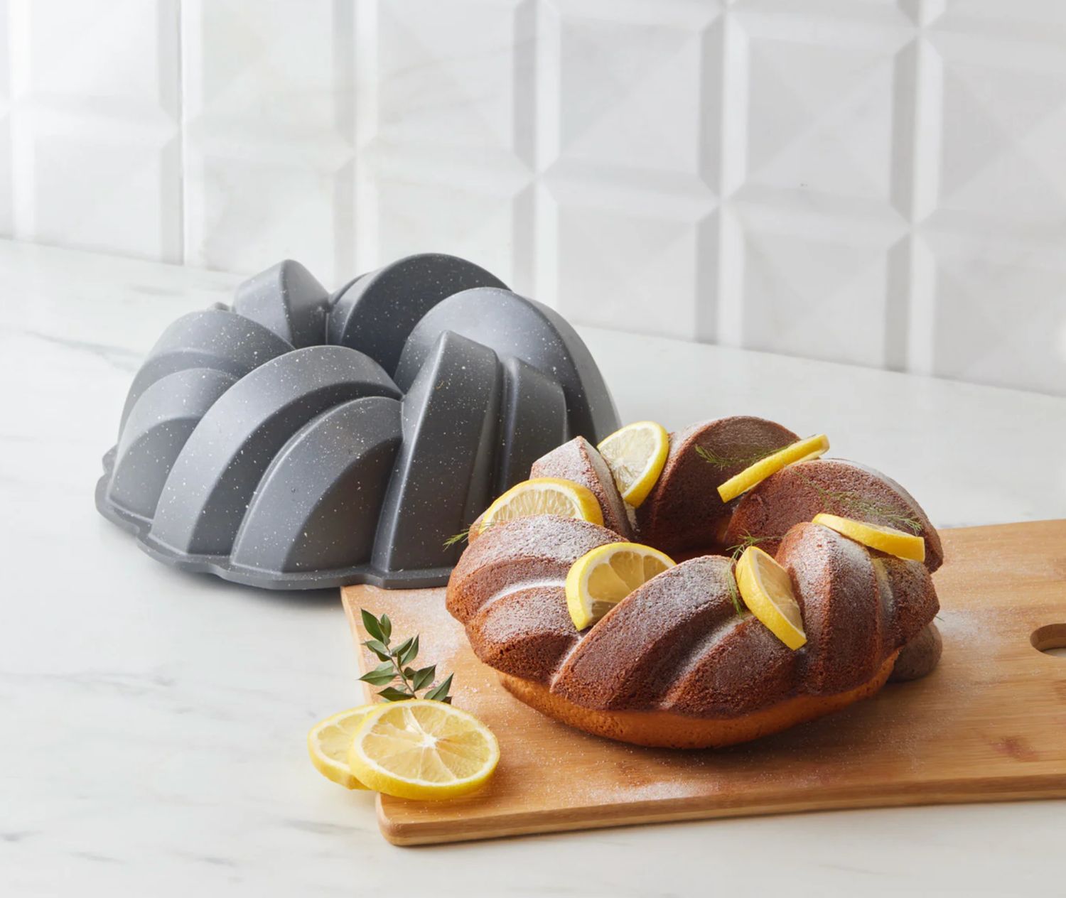 Karaca Cake Pro gegoten aluminium gevlochten cakevorm antraciet 26 cm