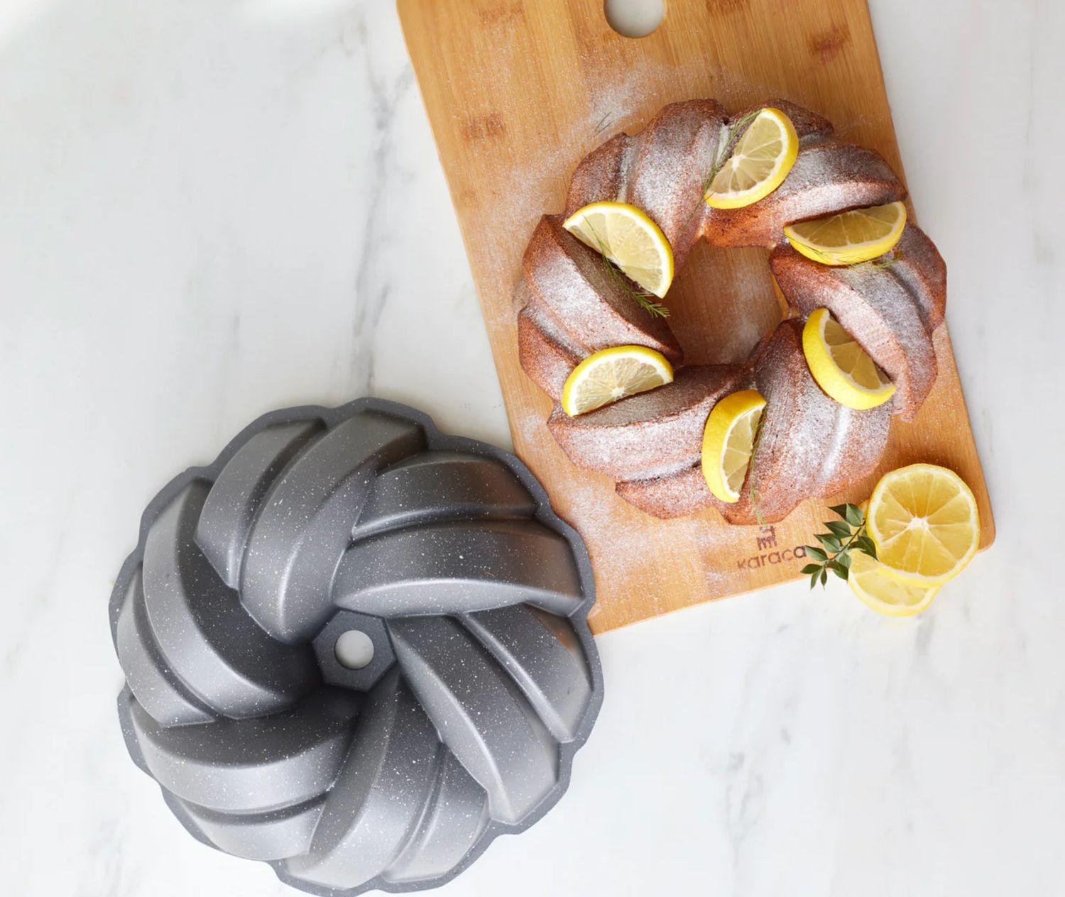 Karaca Cake Pro gegoten aluminium gevlochten cakevorm antraciet 26 cm