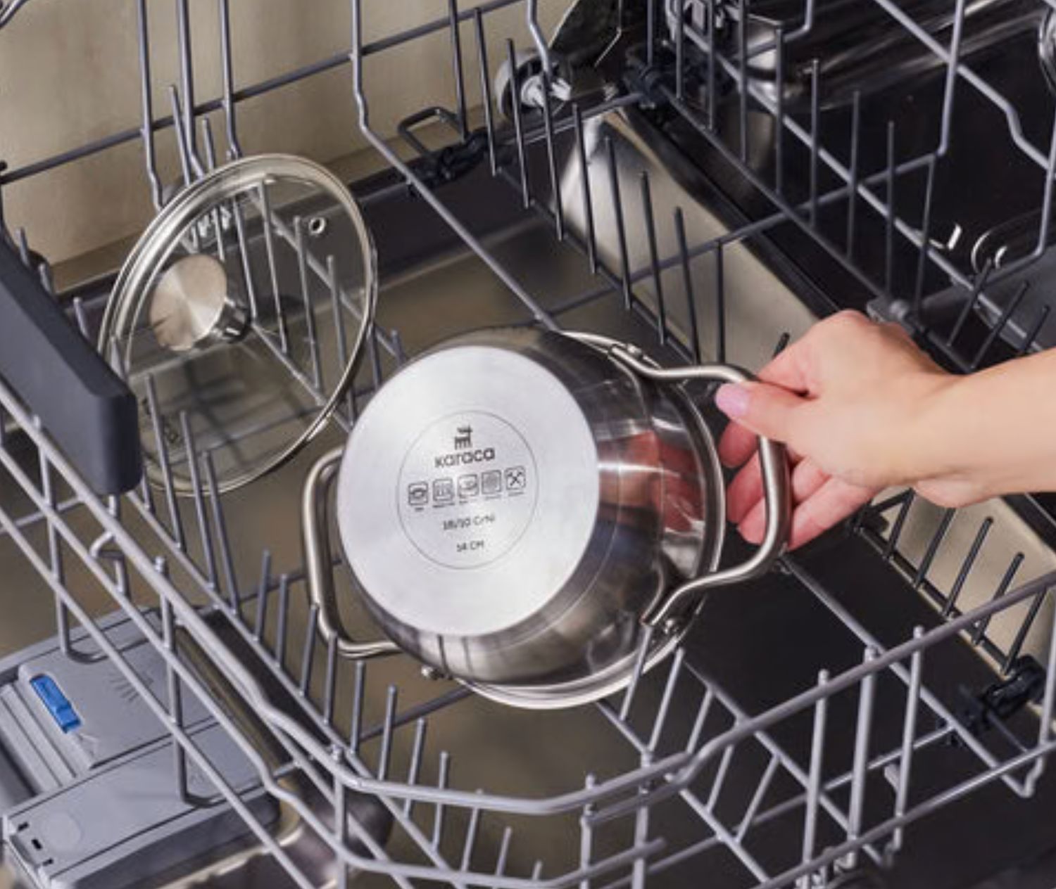 Karaca Elite roestvrijstalen inductie kookpot met deksel, 14 cm, zilver Karaca Elite roestvrijstalen inductie kookpot met deksel, 14 cm, zilver