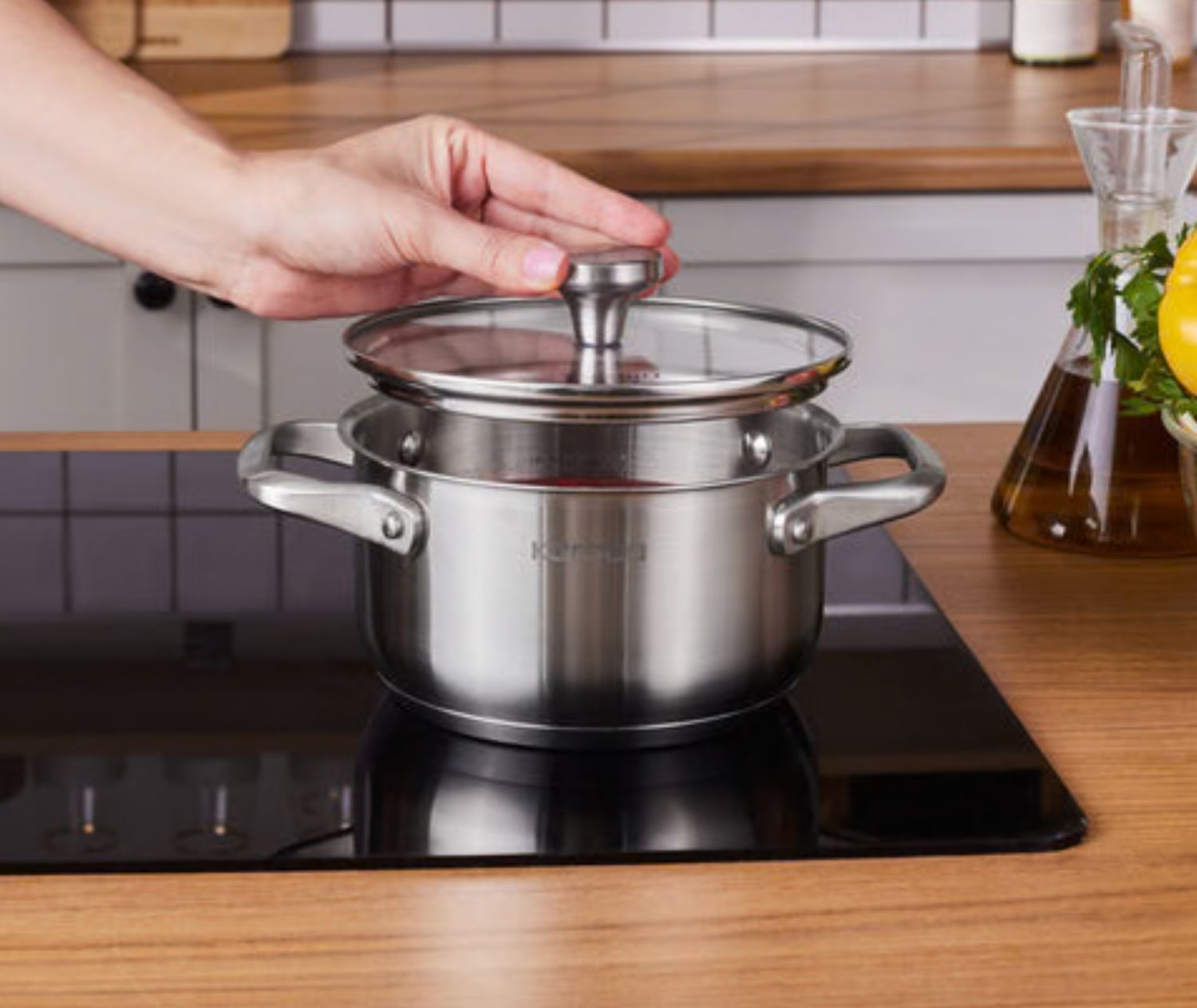 Karaca Elite roestvrijstalen inductie kookpot met deksel, 16 cm, zilver