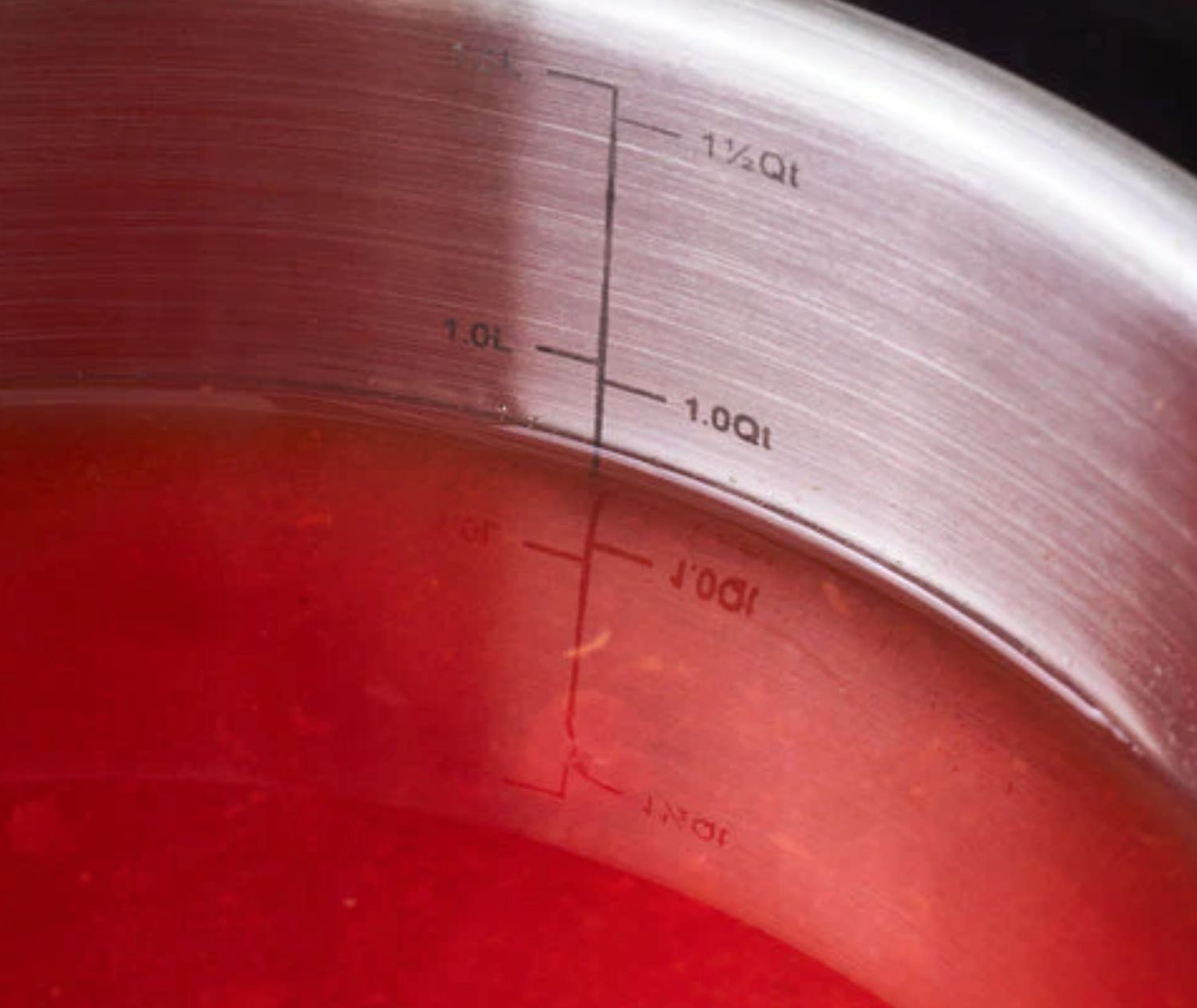 Karaca Elite roestvrijstalen inductie kookpot met deksel, 18 cm, zilver