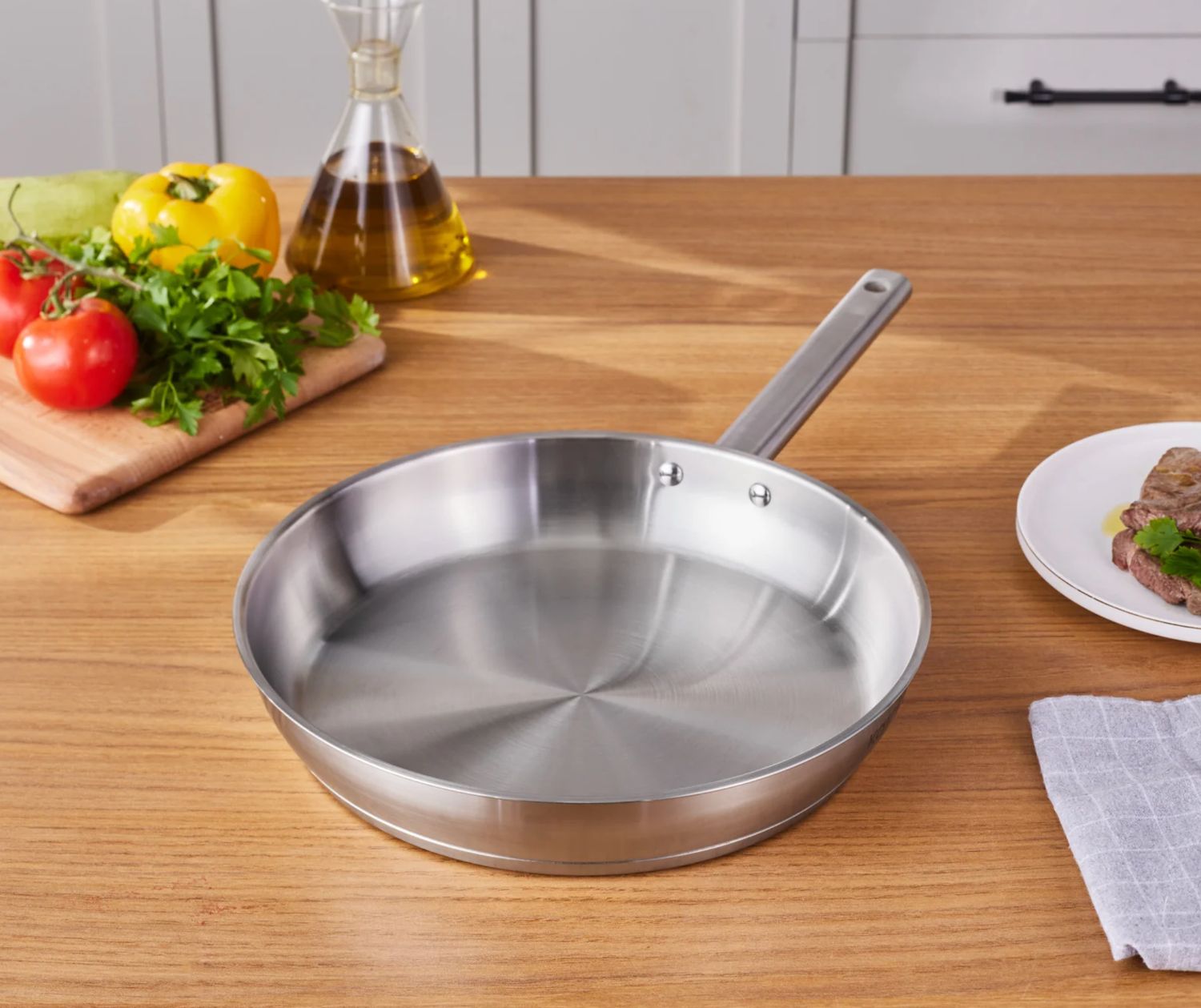 Karaca Elite stalen pan 30 cm Karaca Elite stalen pan 30 cm