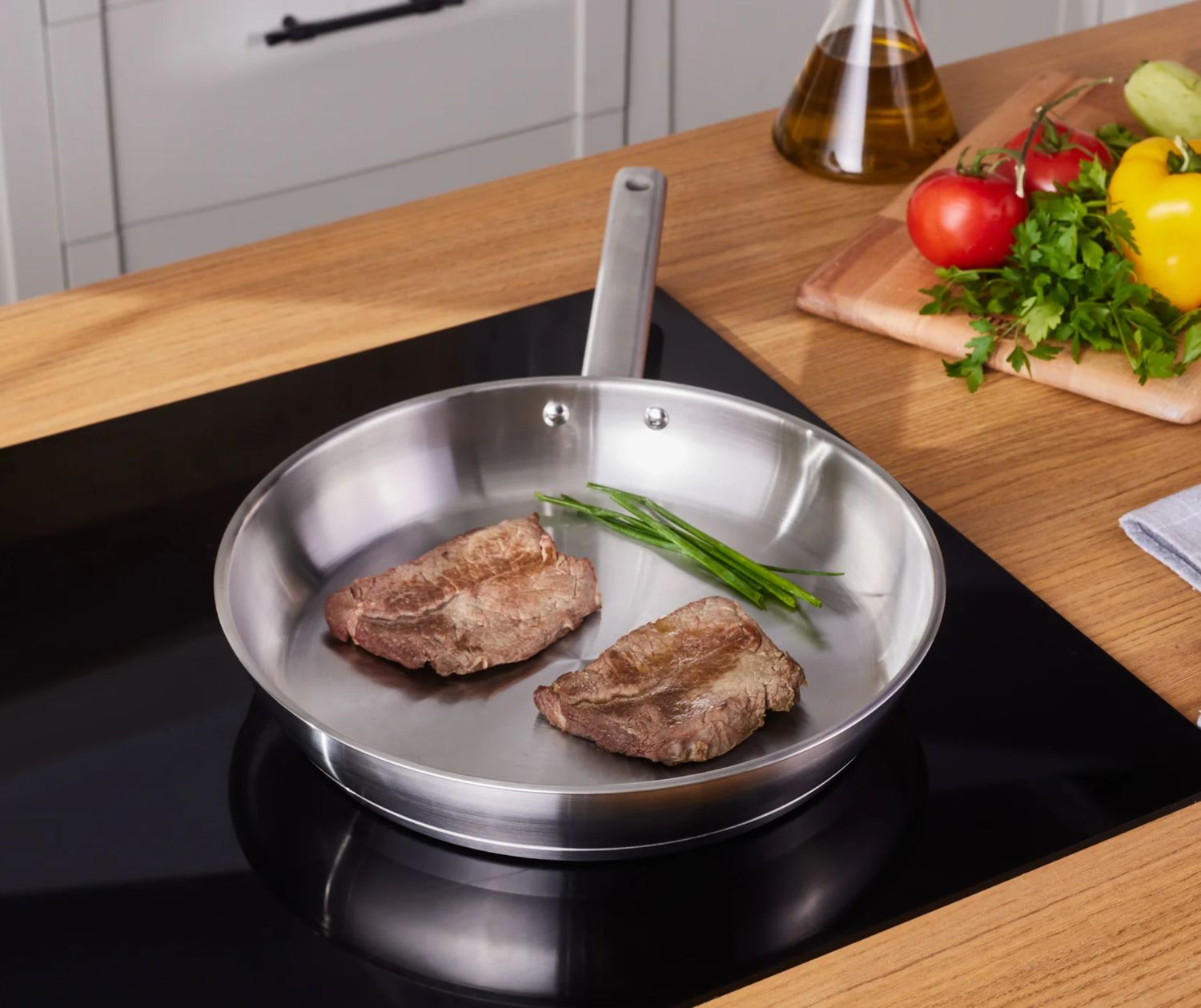 Karaca Elite stalen pan 30 cm Karaca Elite stalen pan 30 cm