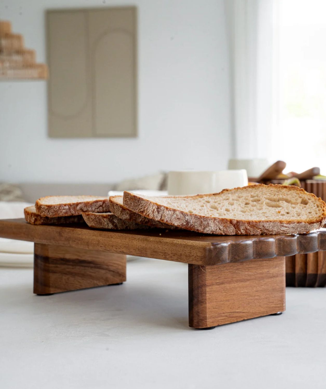 Acacia Wave serveerschaal met voet