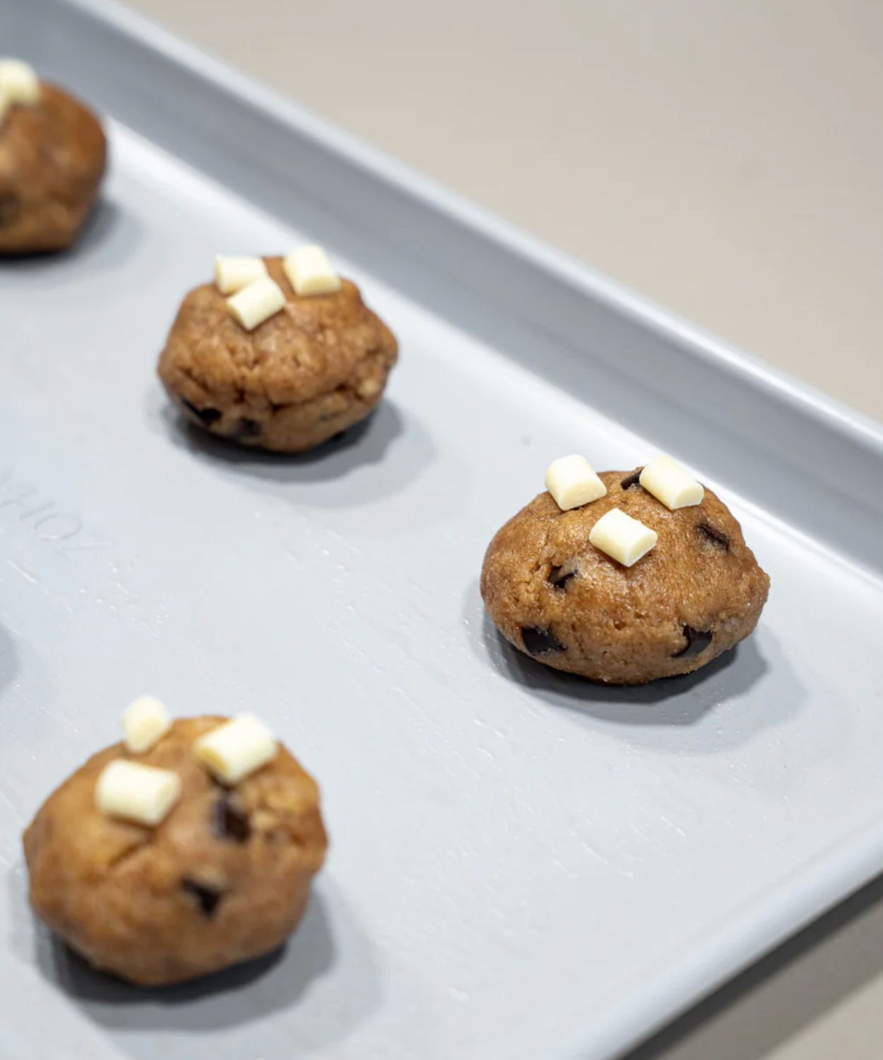 Bakplaat met afkoelrooster beige – keramische antiaanbaklaag