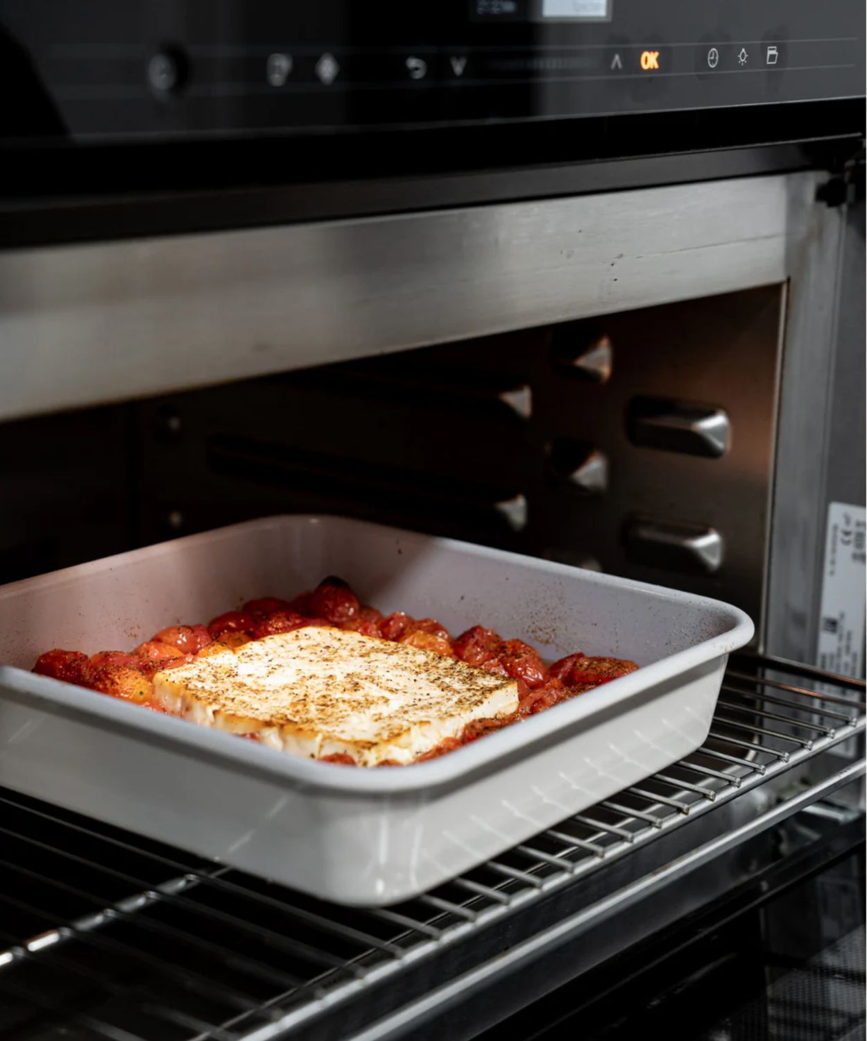 Vierkante Keramische Bakvorm Beige – Antiaanbak