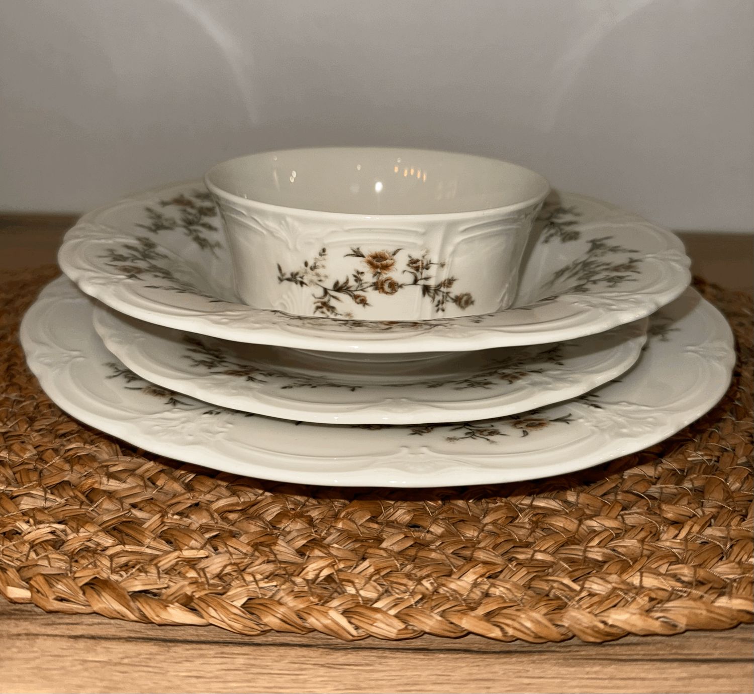 Retro Bruine Bloem 24-delig serviesset voor 6 personen