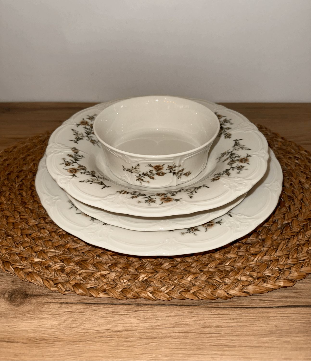 Retro Bruine Bloem 24-delig serviesset voor 6 personen