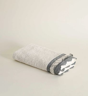 Ecocotton Alessa Handdoek 100% Biologisch Katoen Kant Groen 50x90 cm