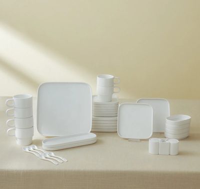 Karaca Stream Pure Cubique 35 Parça 6 Kişilik Kahvaltı Seti Kare