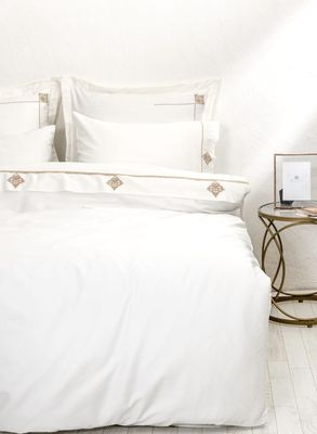 Ecocotton Aden tweepersoons Dekbedovertrek Set  100% biologisch katoen Satijn Geborduurd Crème 200x220 CM