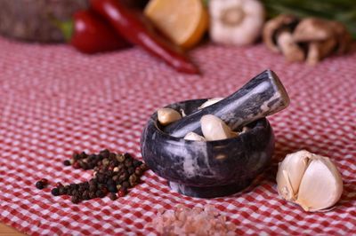 Bambum Tero - Marmeren vijzel zwart