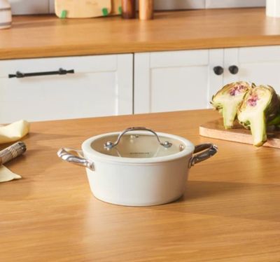 Karaca Swiss Crystal Almond Cream Stainless Steel Handle Casserole 18 cm