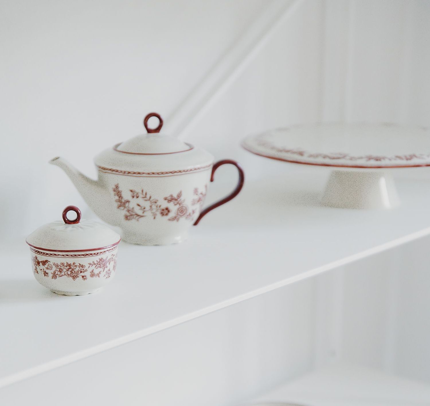 S&P Taartplateau 32,5xH9cm burgundy Cyril