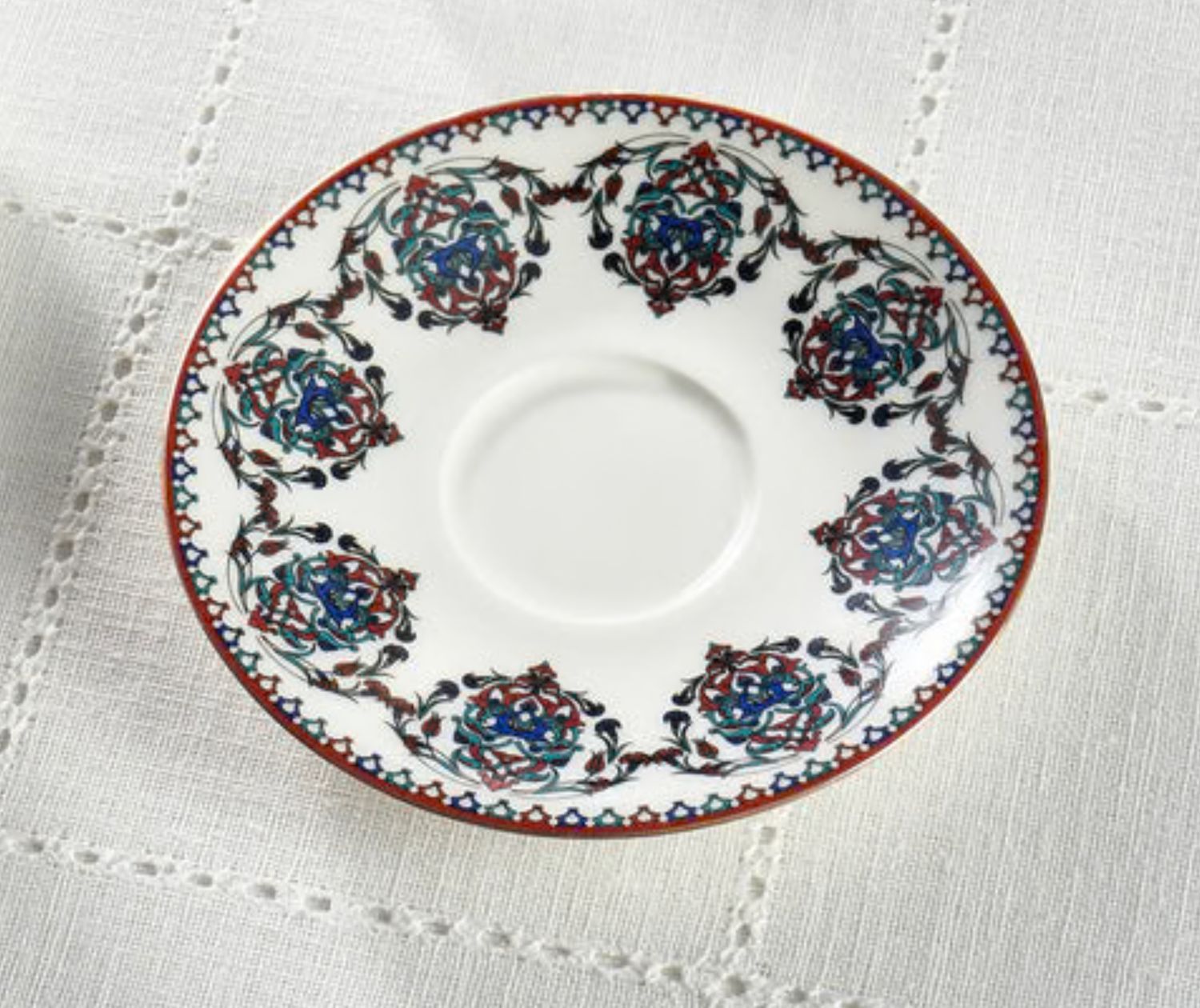 Karaca Nakkas 12-delige Turkse theeset voor 6 personen, 130 ml, rood Karaca Nakkas 12-delige Turkse theeset voor 6 personen, 130 ml, rood