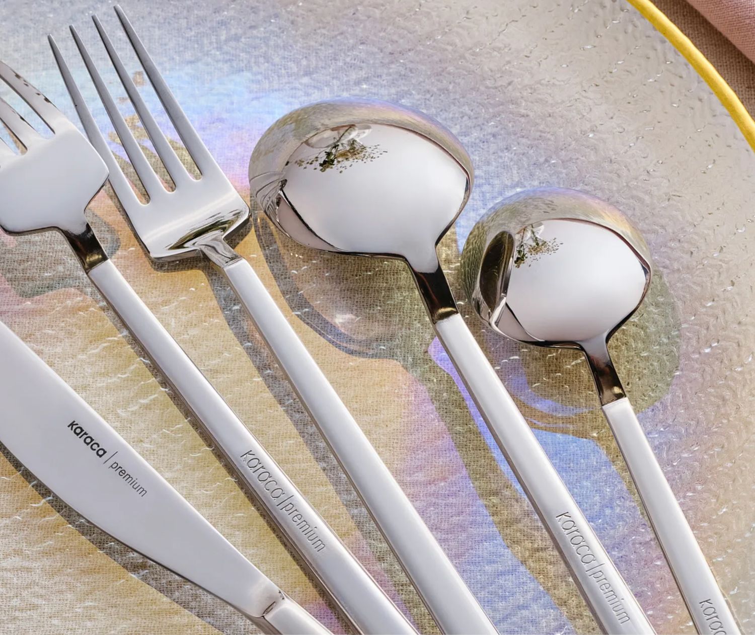 Karaca Carmelo premium 12 persoons bestekset | 91 delig