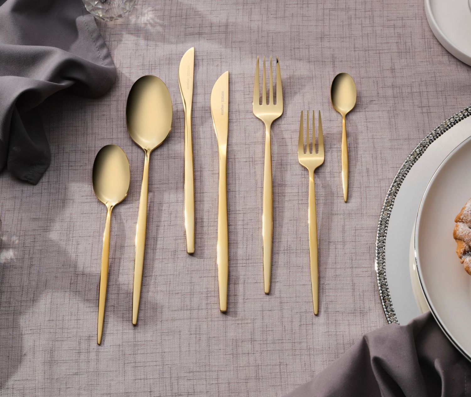 Karaca Camille 84-delige bestekset voor 12 personen