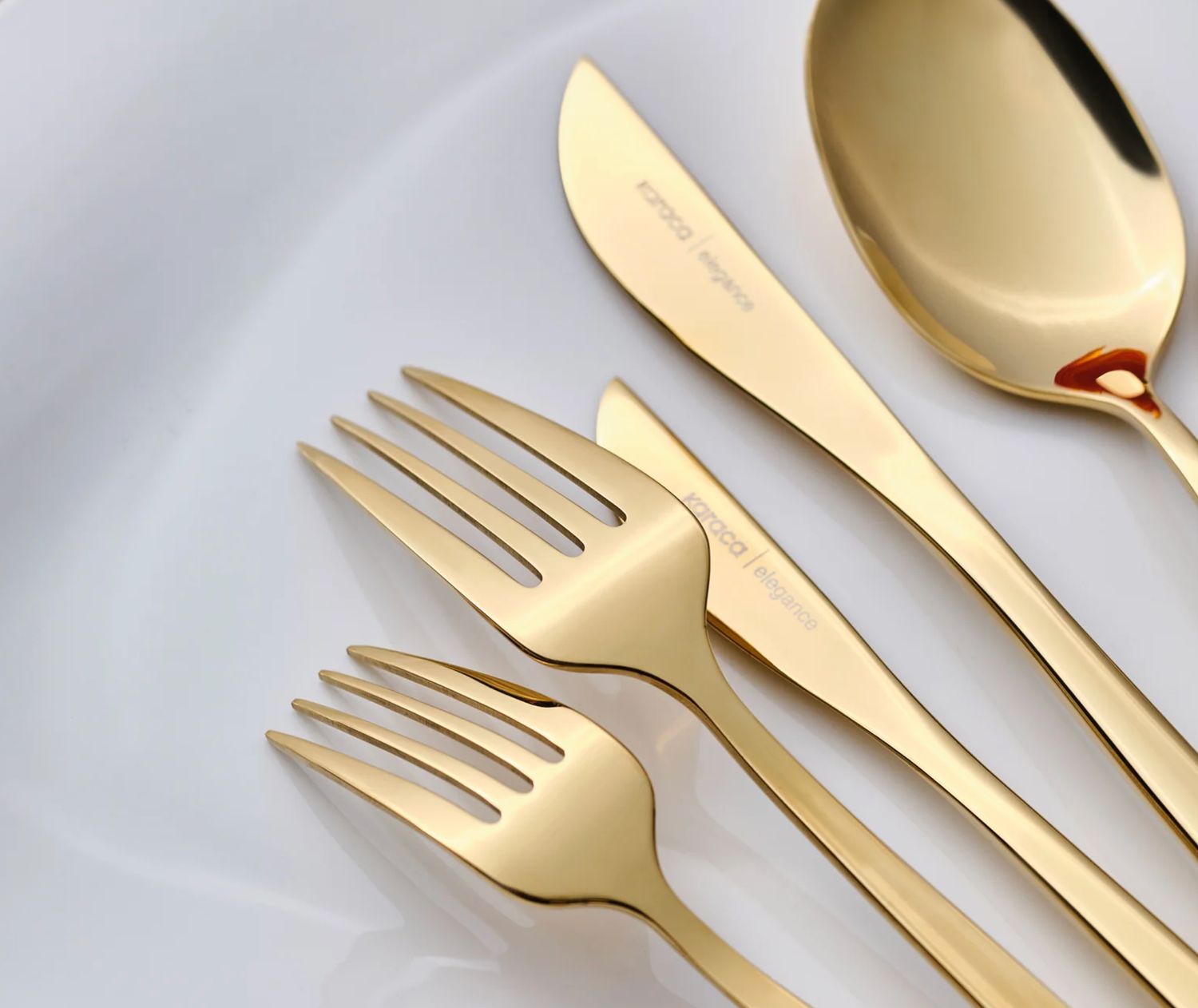 Karaca Camille 84-delige bestekset voor 12 personen