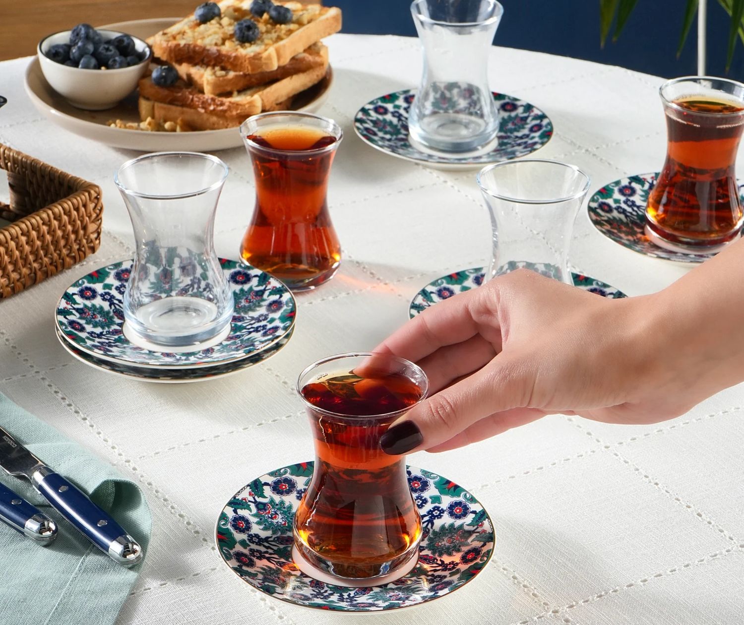 Karaca Edirne 12-delige Turkse theeset voor 6 personen, 130 ml, multi