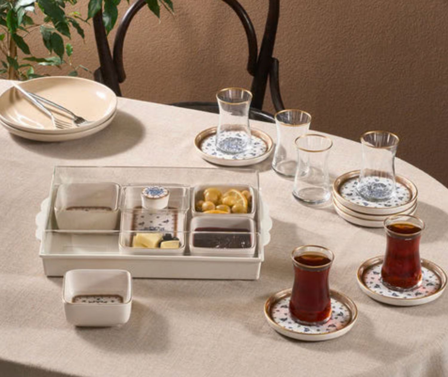 Karaca Elena 7-delig keramisch ontbijtservies, veelkleurig