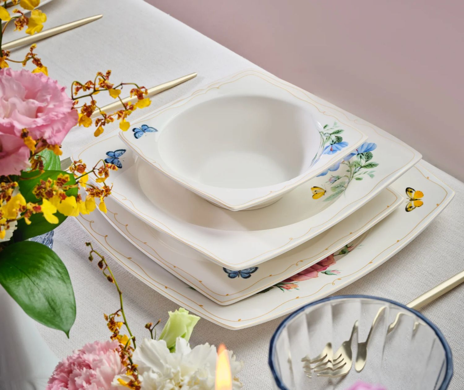 Karaca Square Bone Velora 53-delige Dinnerset voor 12 personen