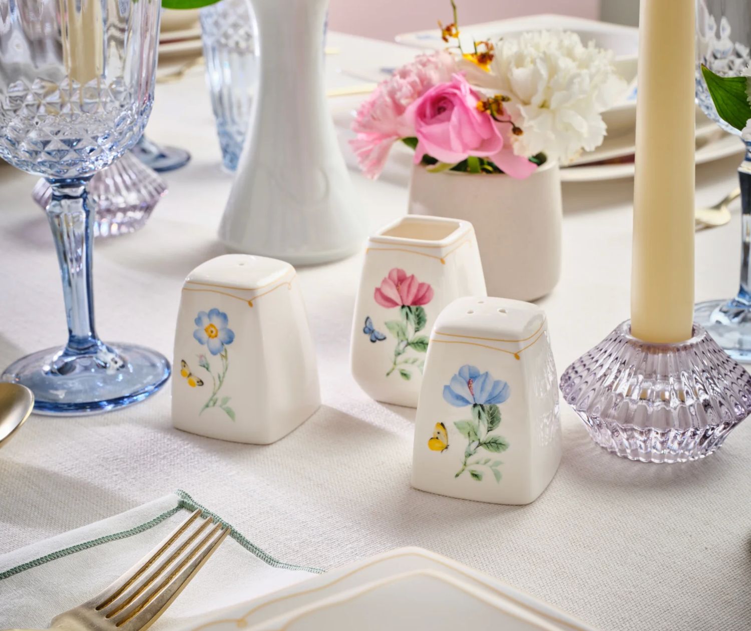 Karaca Square Bone Velora 53-delige Dinnerset voor 12 personen