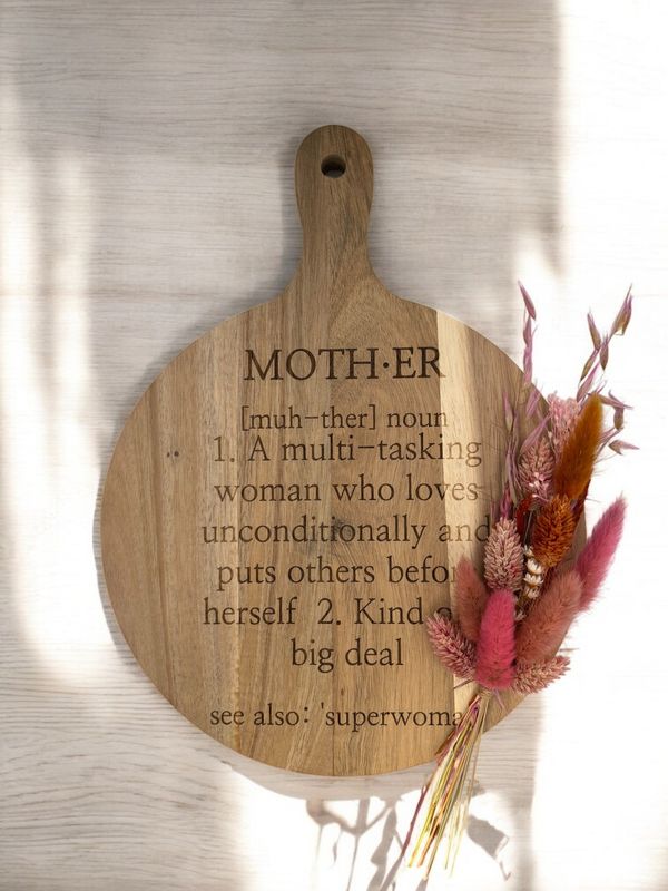 Borrelplank &quot;MOTH.ER&quot;