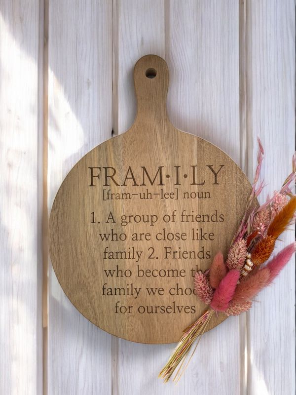 Borrelplank &quot;FRAM.I.LY
