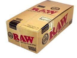 Raw classic rolling paper 25 per box 