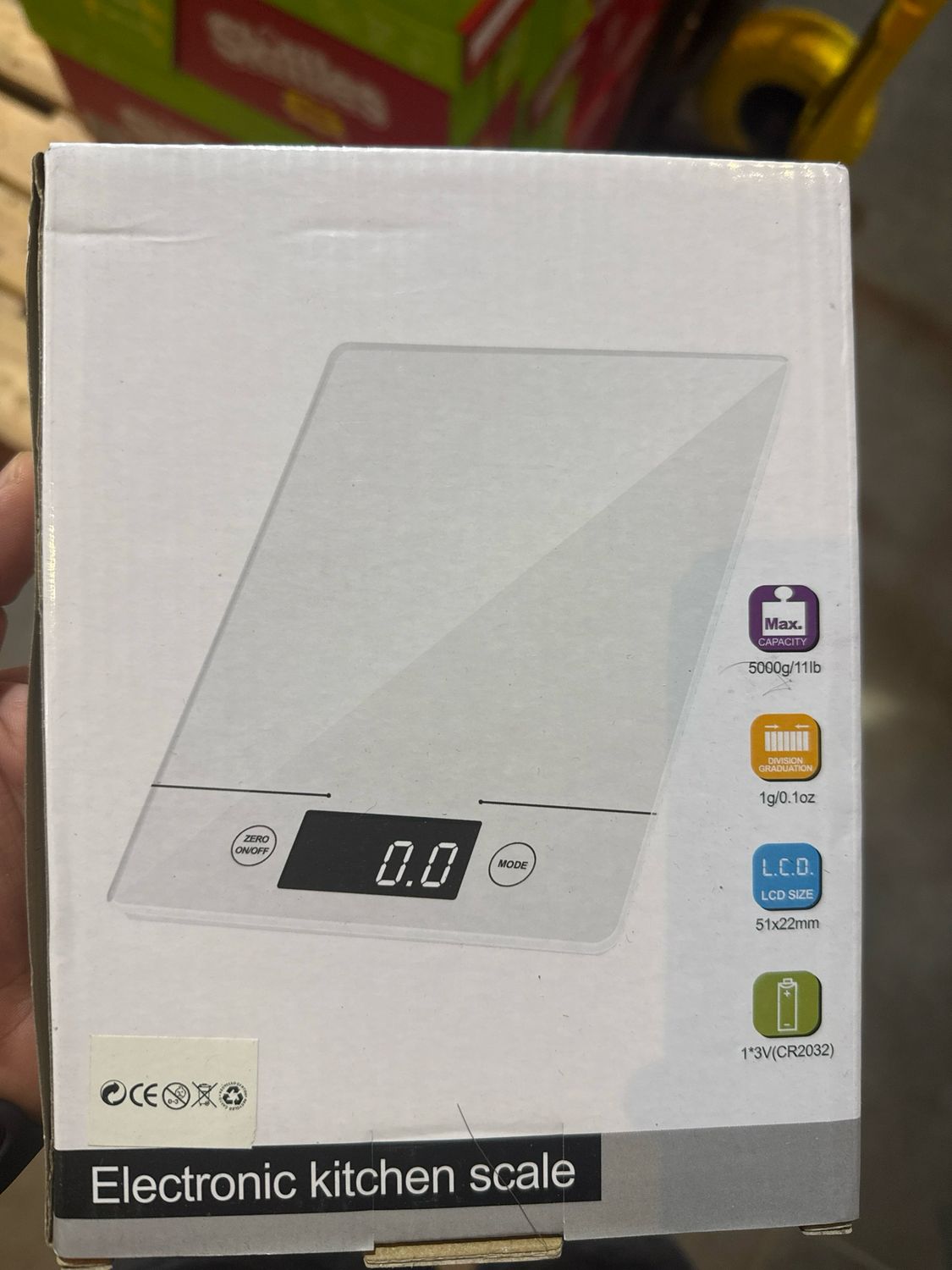 Electronic kitchen scale 