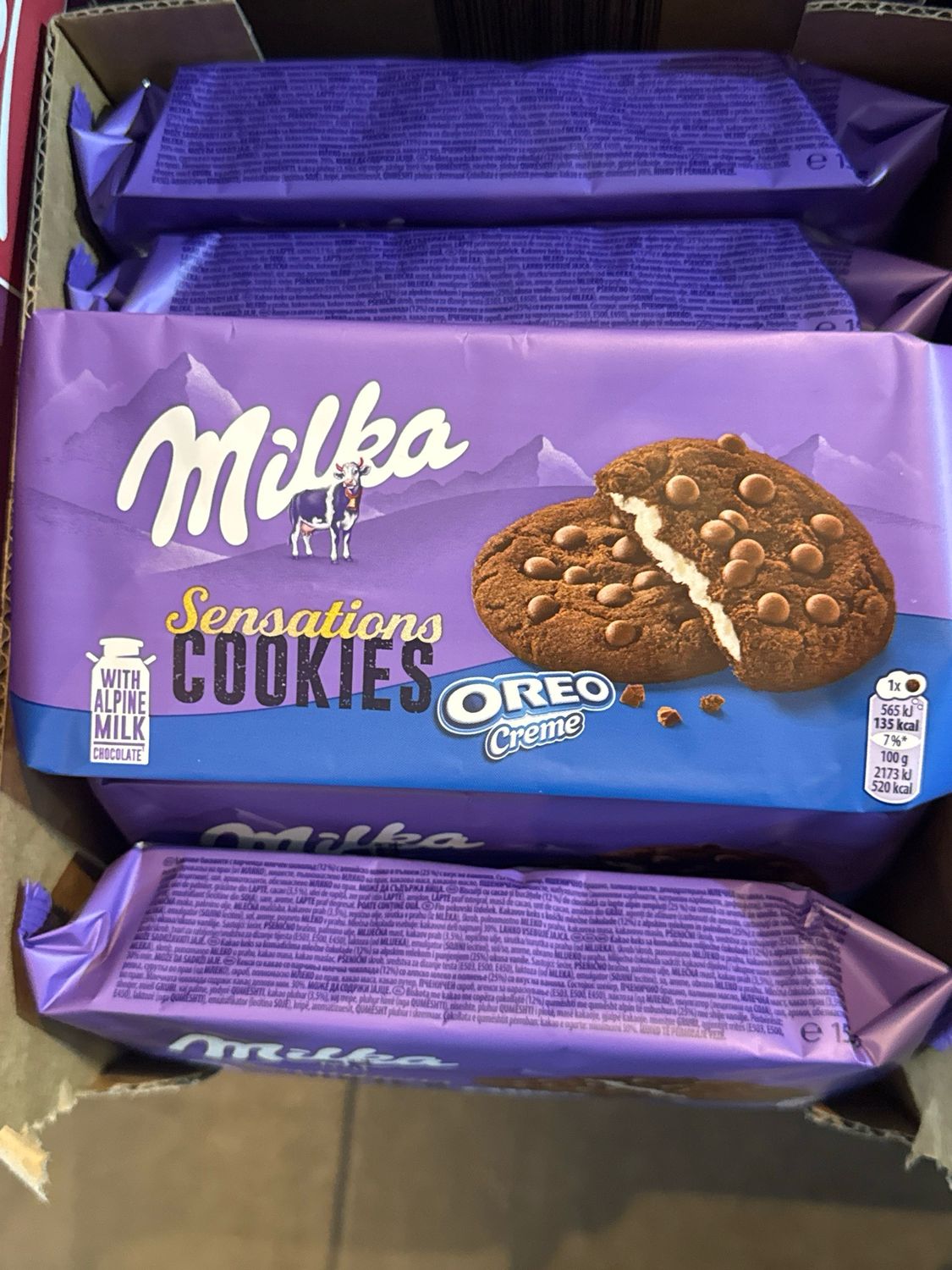 Milka sensations cookies cream 