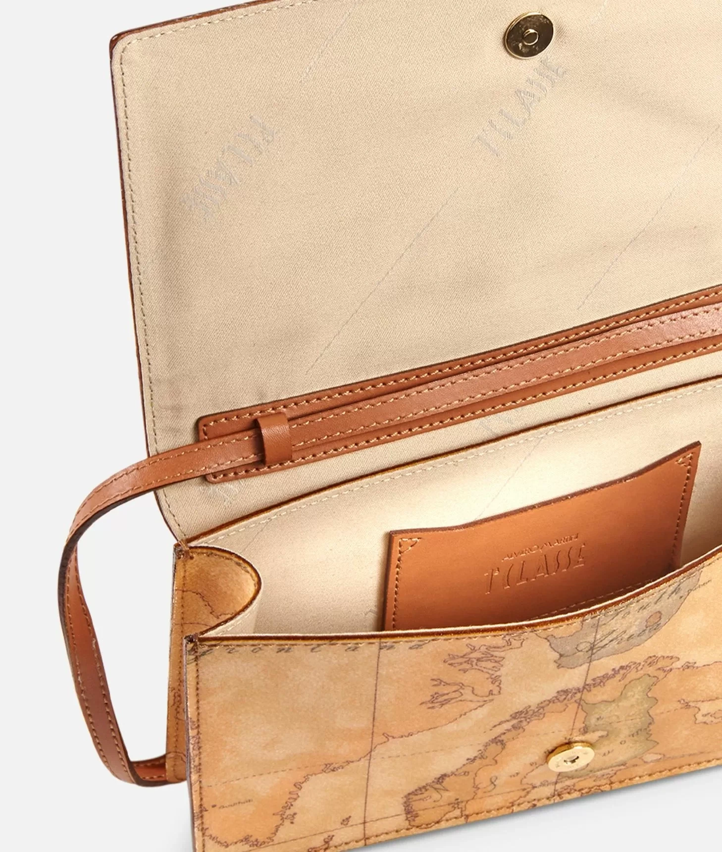 Geo Classic clucth con patta