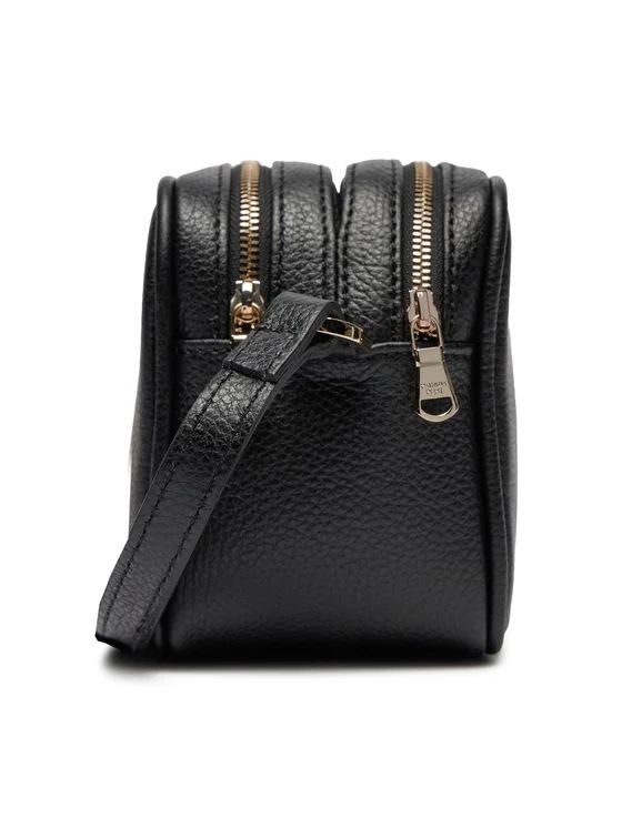 Borsa a Tracolla con Patta in Pelle Tuckerman in colore nero