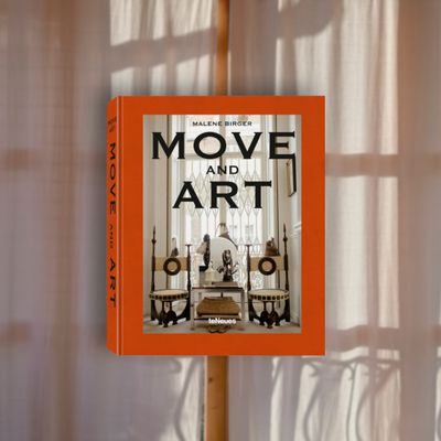 Move and Art Move and Art