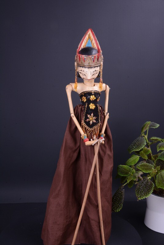 Dewi Tandana Dewi Tandana