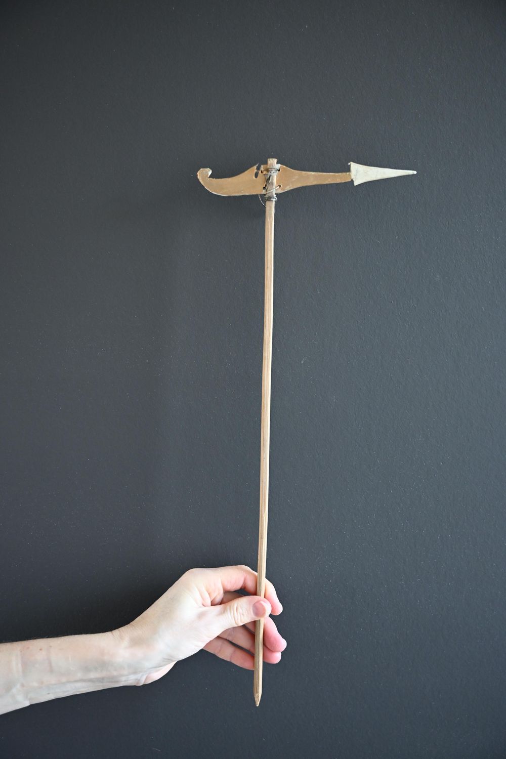 Short arrow Short arrow