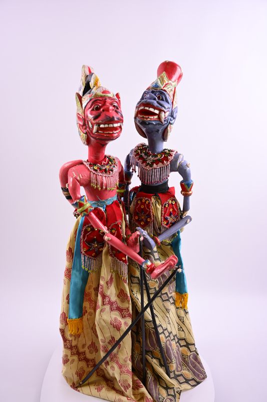 Anggada and Sugriwa