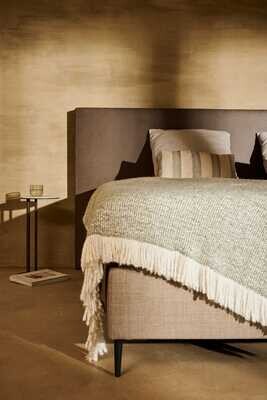 Gestoffeerde bedkader Recor bedding Lily 