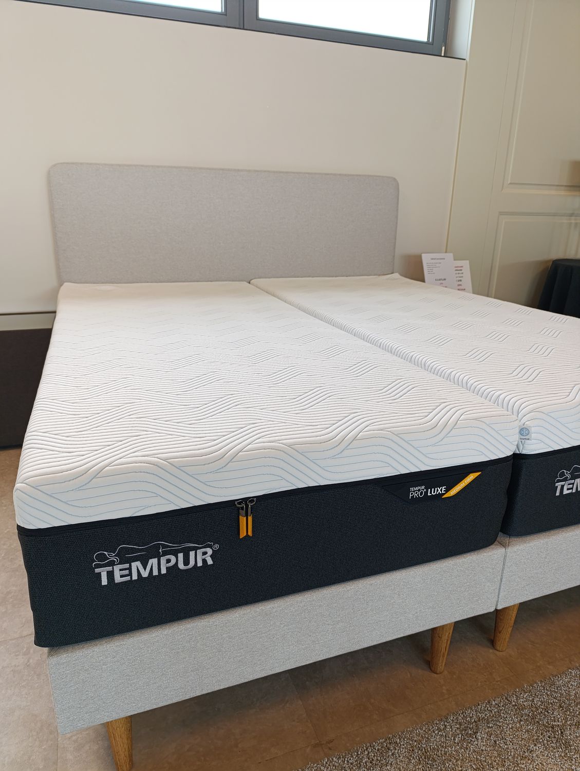 Tempur Form vlakke 2-persoons boxspring Tempur Form vlakke 2-persoons boxspring