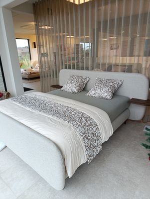 Revor Boxspring Mars Vlak