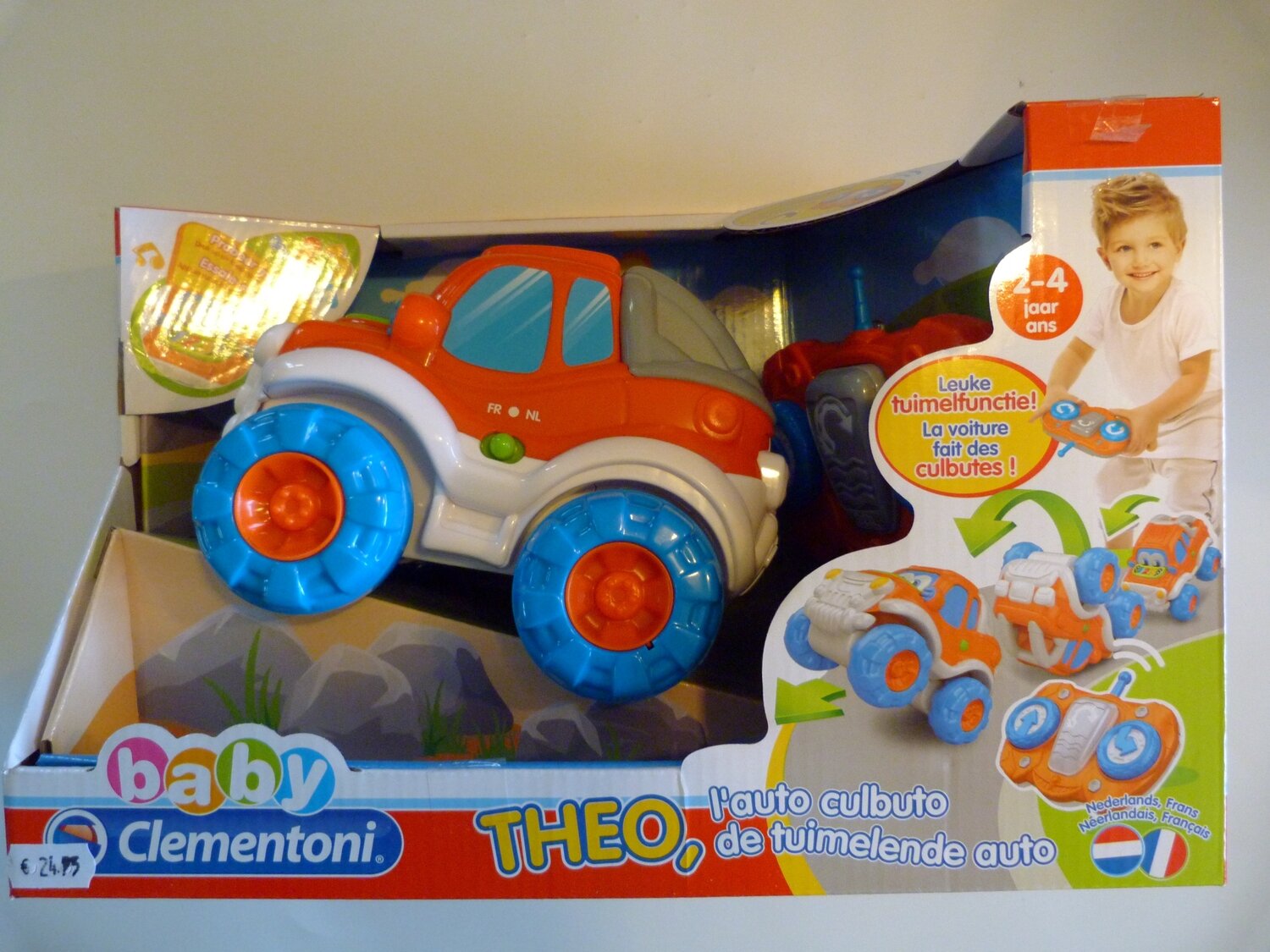 R/C Clementoni Theo tuimelende auto