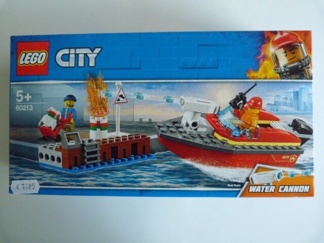 Lego City Brand aan de kade