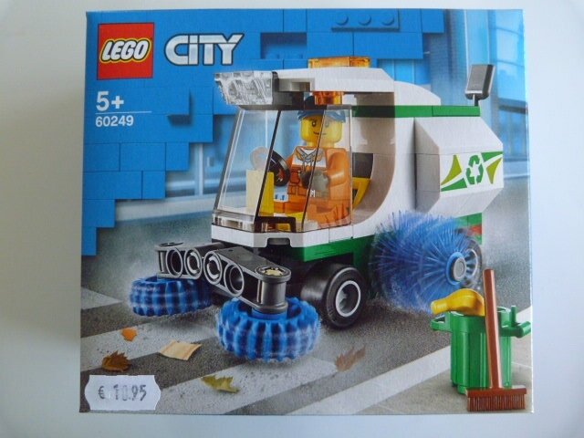 Lego City Street Sweeper