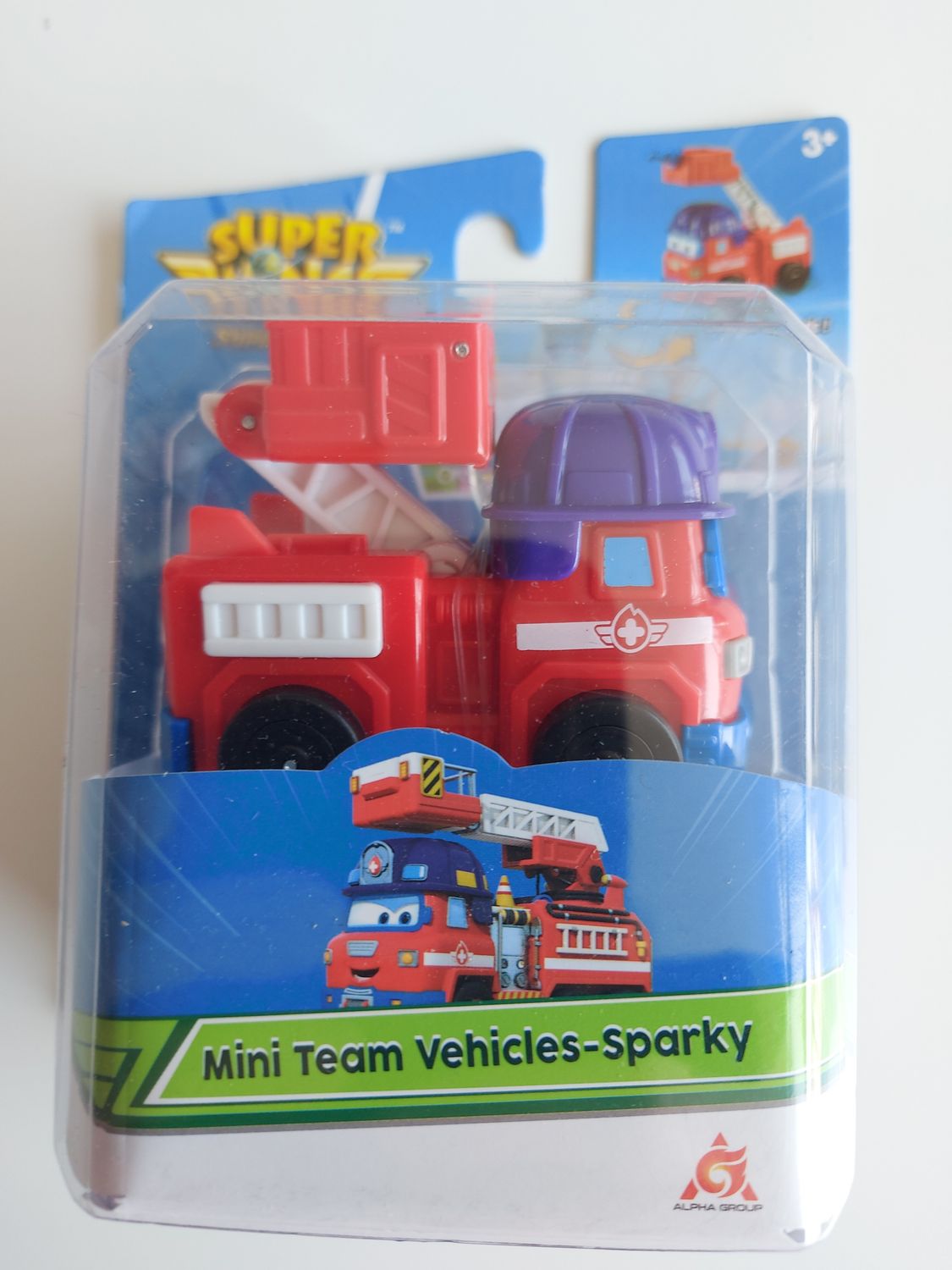 Super Wings Sparky