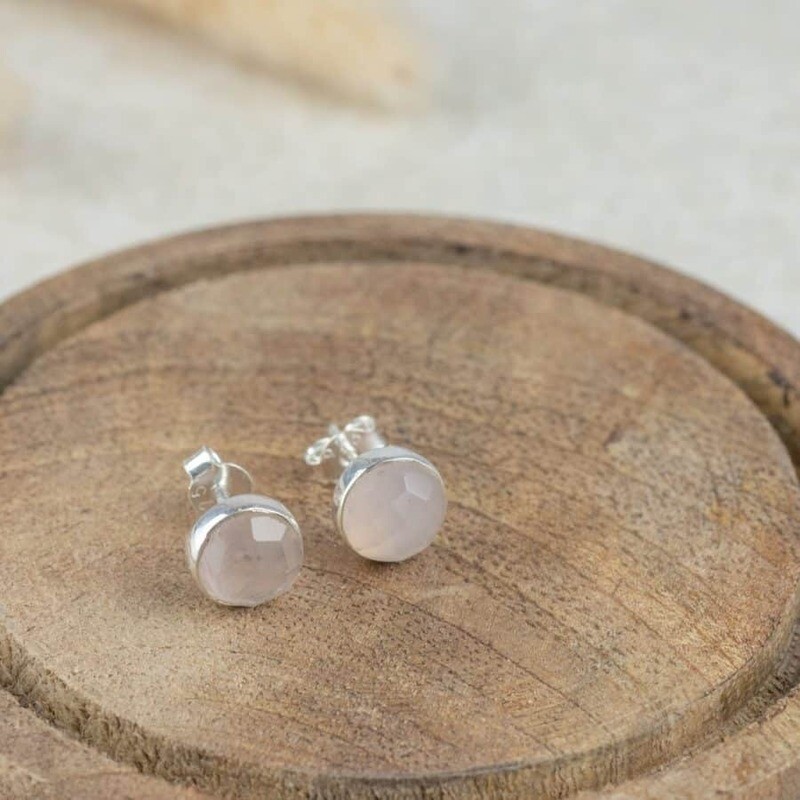 Geboortesteen Oorstekers Oktober Rozenkwarts Facet – 925 Zilver