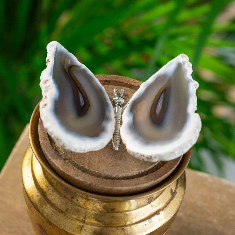 Edelsteen Grijze Agaat Vlinder – Zilverkleurig (ca. 7 x 5 cm)
